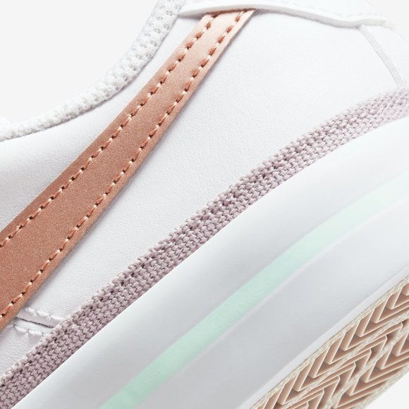 Women's Court Legacy Sneaker. Low Top - Picture 8 of 9